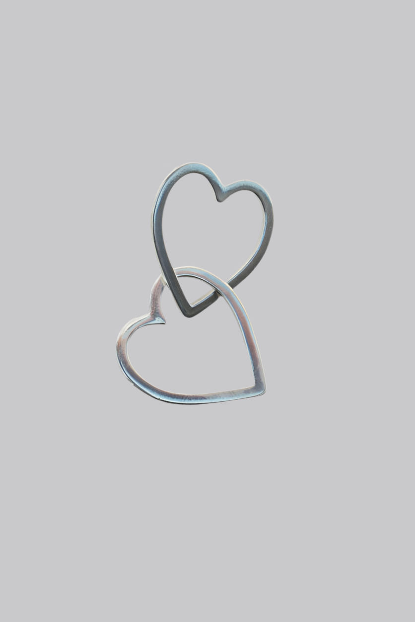 Saskia Diez Linked Hearts