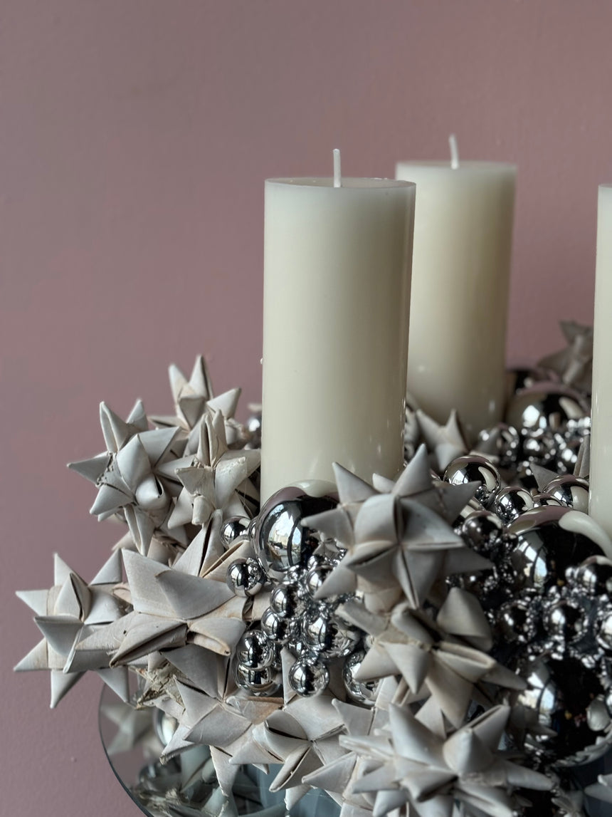 Adventskranz aus Fröbelsternen