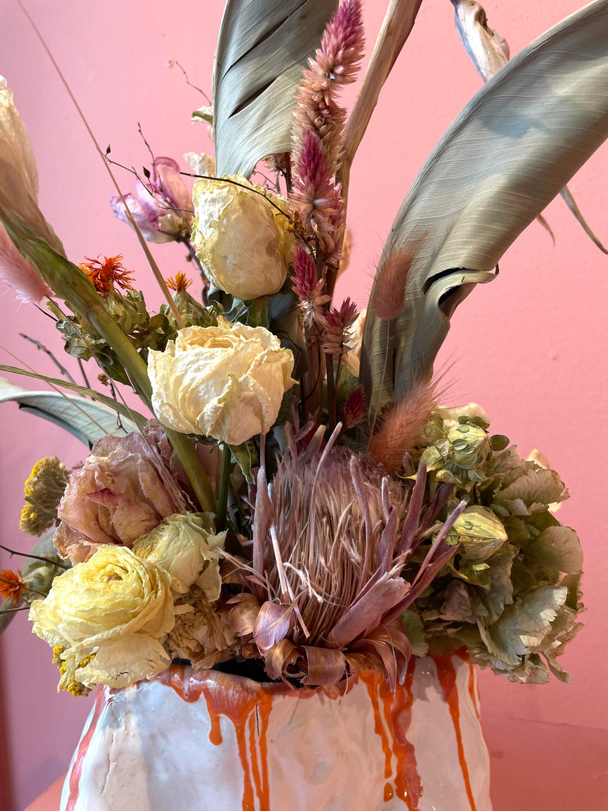 MARSANO Dried Flowers in Pottery Arrangements | Limited & signed Edition